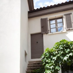 Peinture Exterieure Bois Peinture Bois Extérieurs V33 Climats Extrêmes Taupe Satin Pot 2L -Chimique Soldes Boutique peinture bois ce v33 taupe